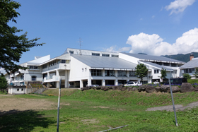木島平村中学校