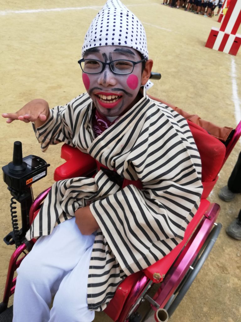 運動会にてチョンダラー役をしました